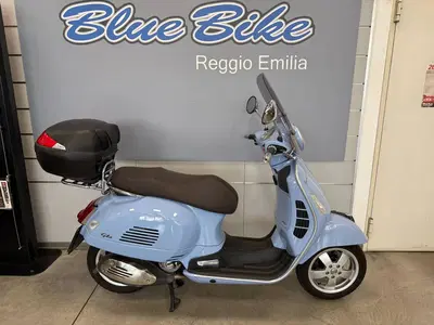 Vespa GTS 300 Touring ABS (2017 - 19) usata