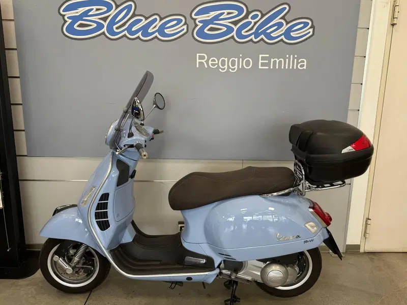 Vespa GTS 300 Touring ABS (2017 - 19) (2)
