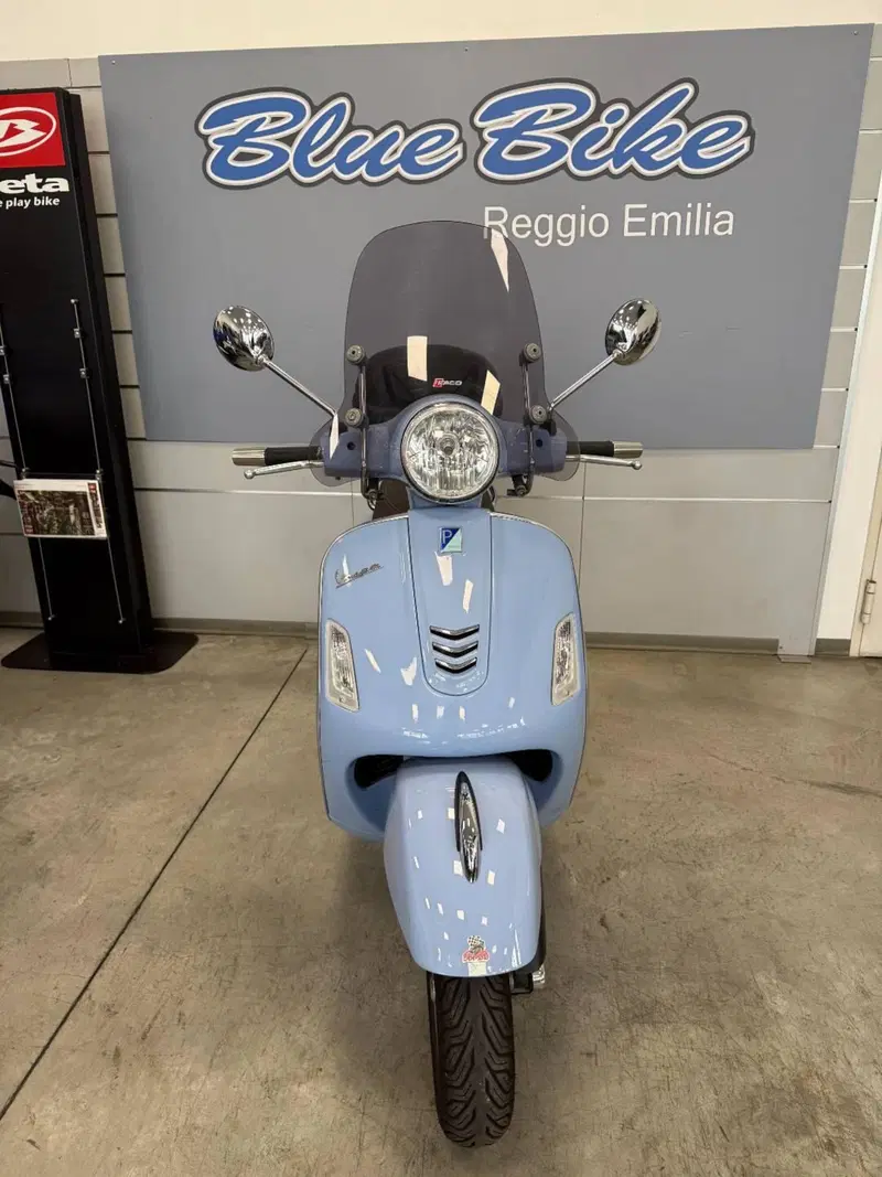 Vespa GTS 300 Touring ABS (2017 - 19) (3)