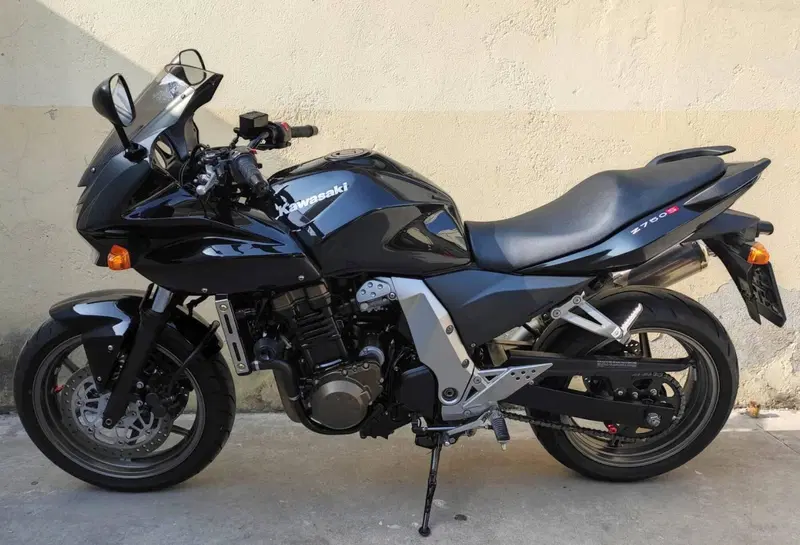 Kawasaki Z 750 (2003 - 06) (4)