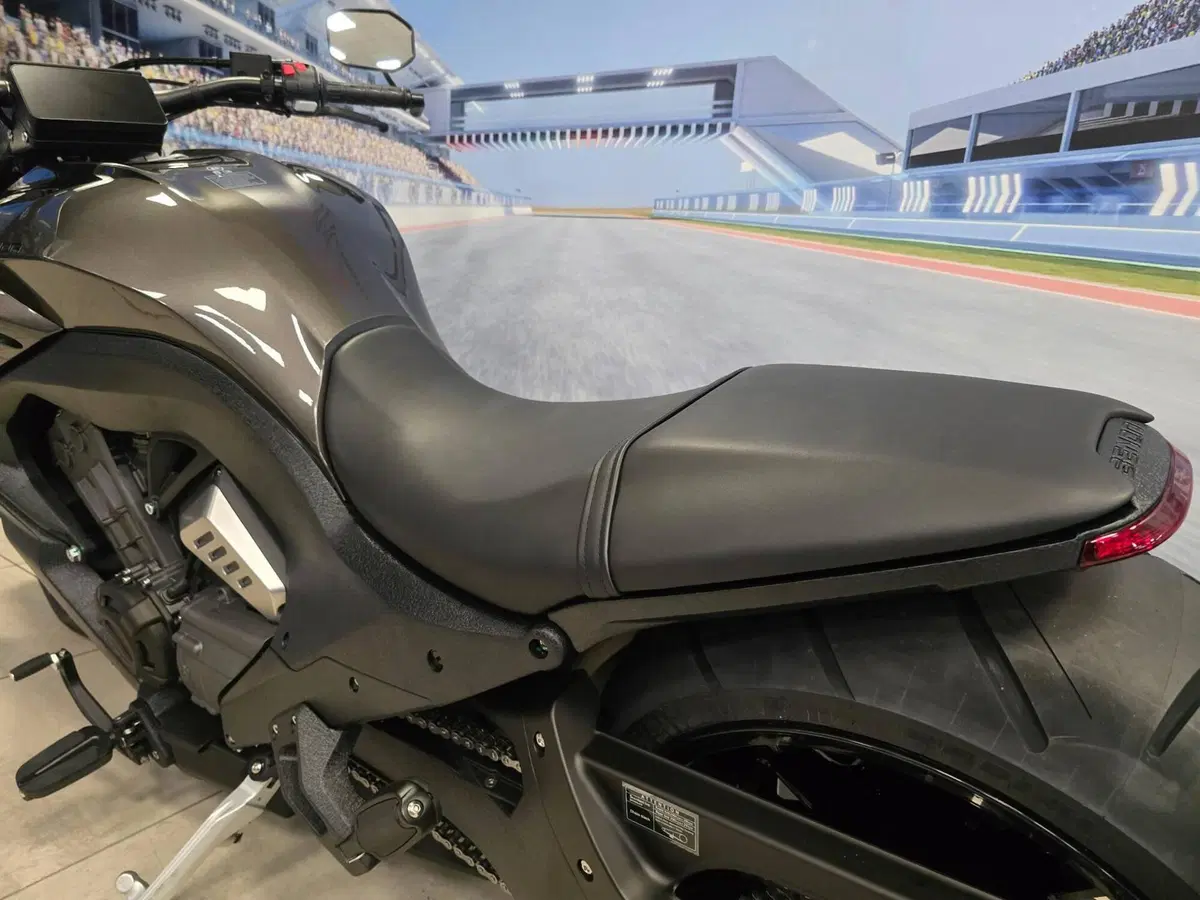 Benda Motorcycles LFC 700 Pro (2026) (8)