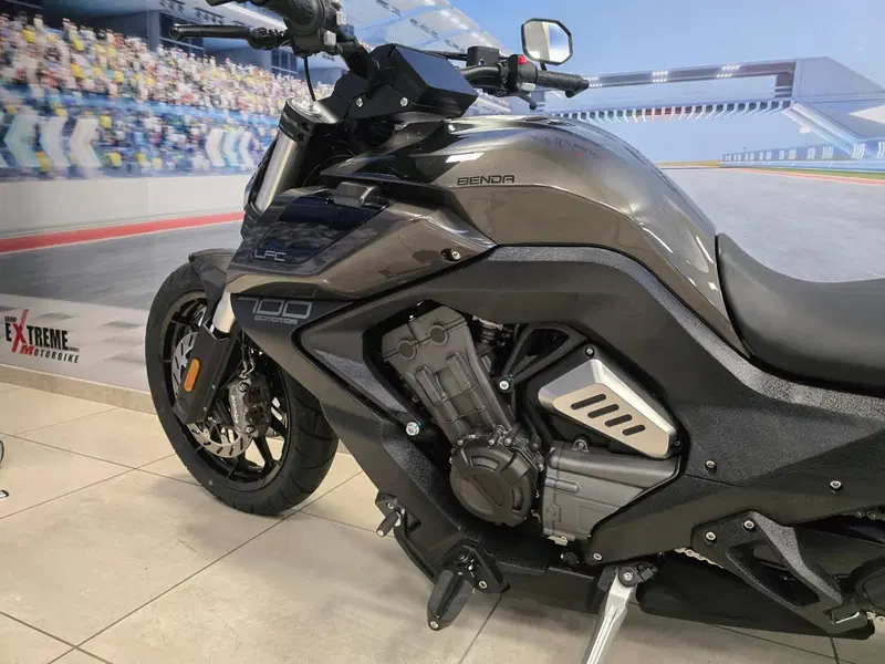 Benda Motorcycles LFC 700 Pro (2026) (10)