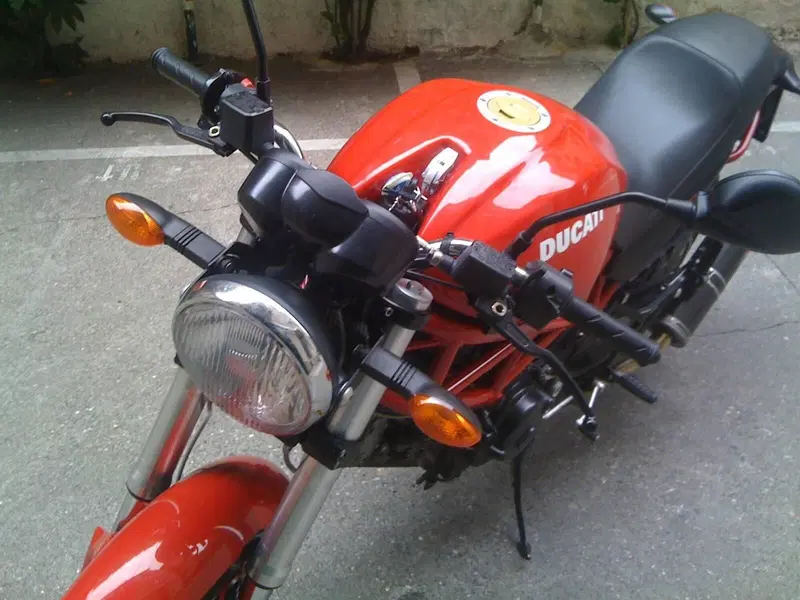 Ducati Monster 695 (2006 - 08) (7)