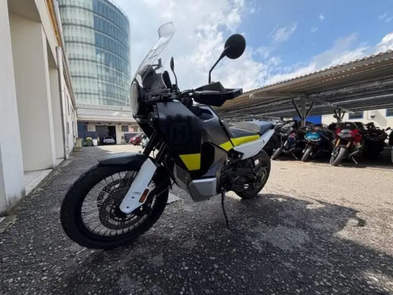 Husqvarna Norden 901 (2022 - 26) (4)