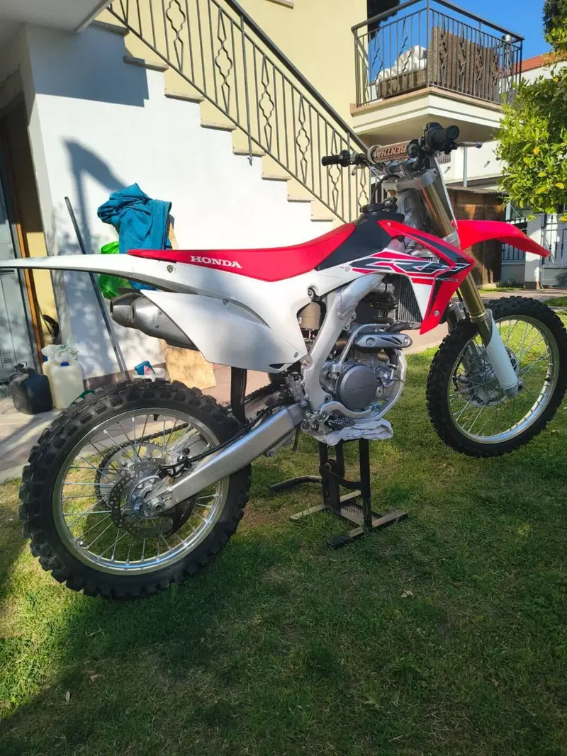 Honda CRF 250R (2017)
