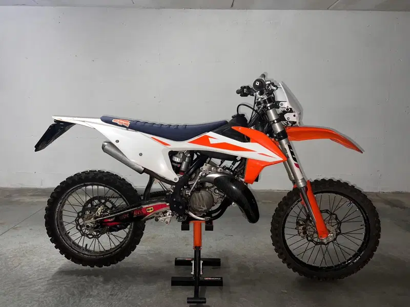 KTM 125 SX (2021) (2)