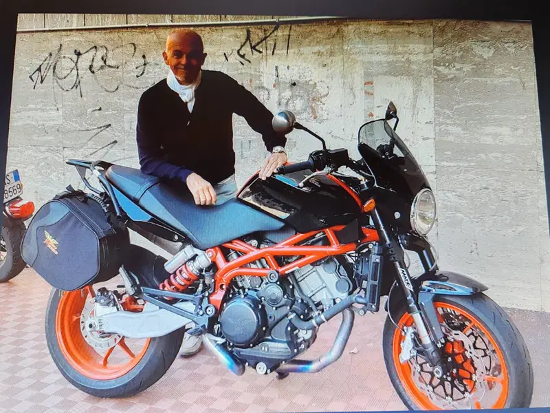 Moto Morini 9 1/2 (2006 - 13) (12)