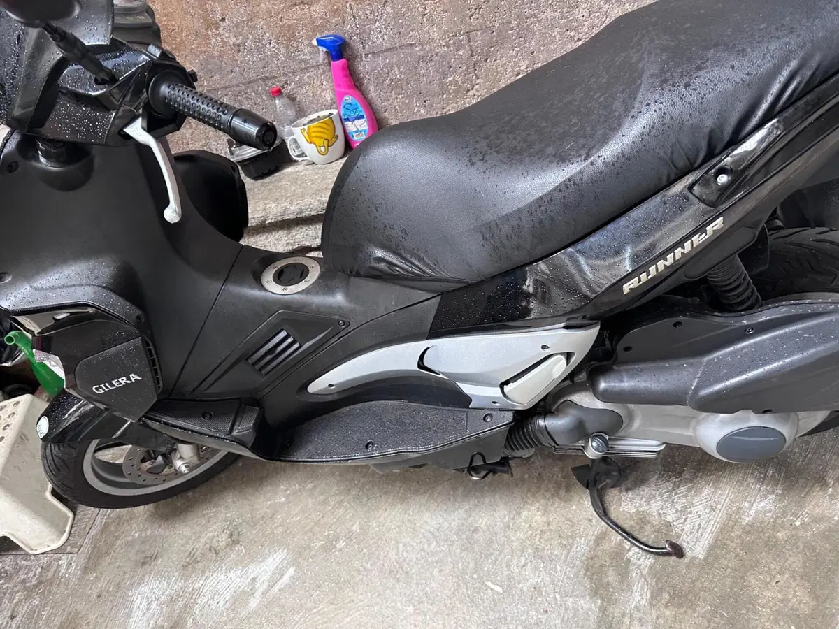 Gilera Runner 200 VXR (2002 - 05) (3)