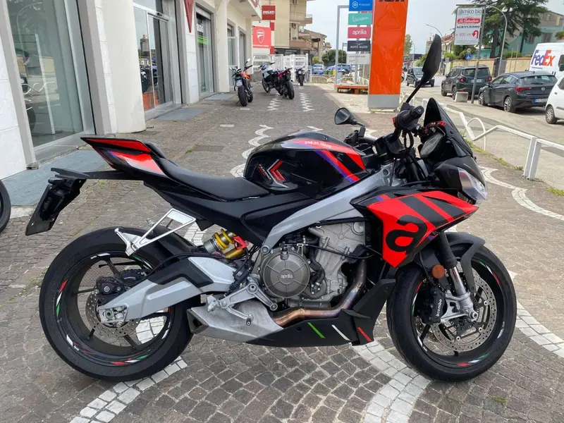Aprilia Tuono 660 Factory (2022 - 24)
