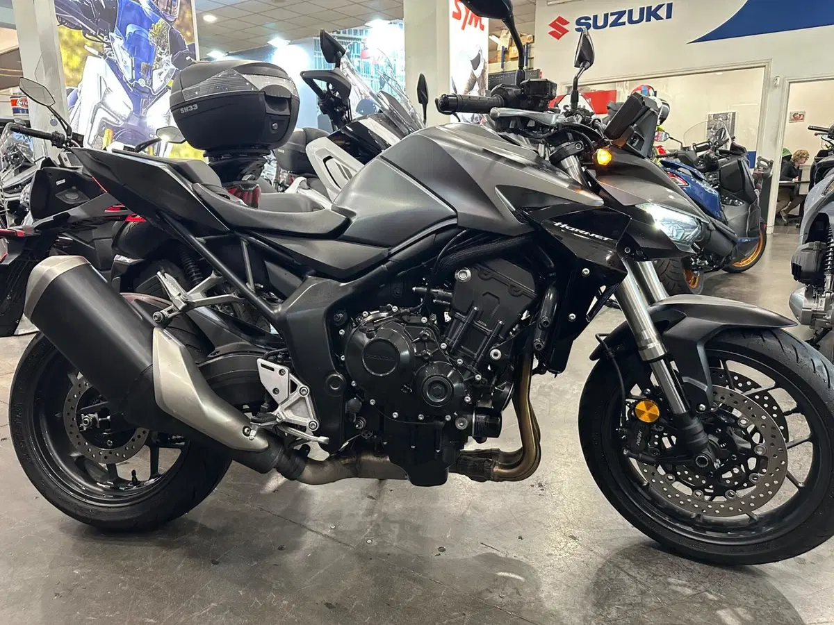 Honda CB 1000 Hornet (2025 - 26) (2)