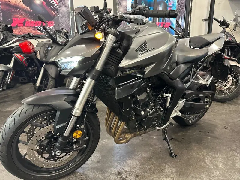 Honda CB 1000 Hornet (2025 - 26) (9)