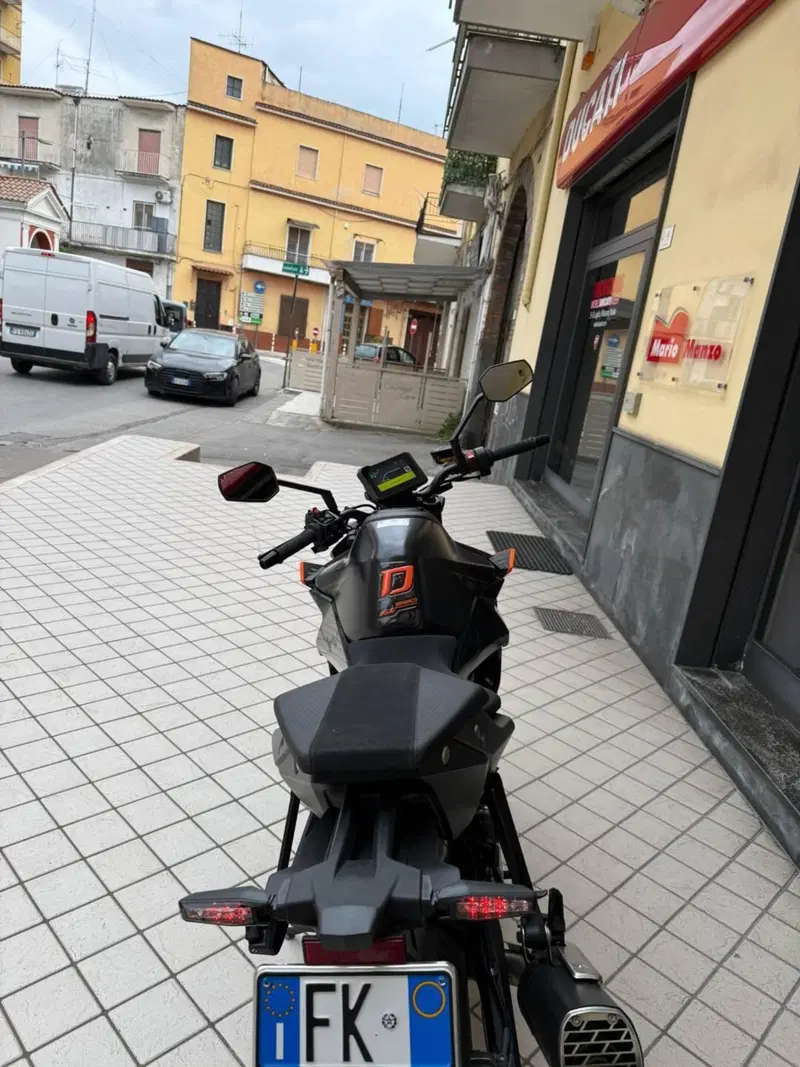 KTM 990 Duke (2024 - 26) (5)