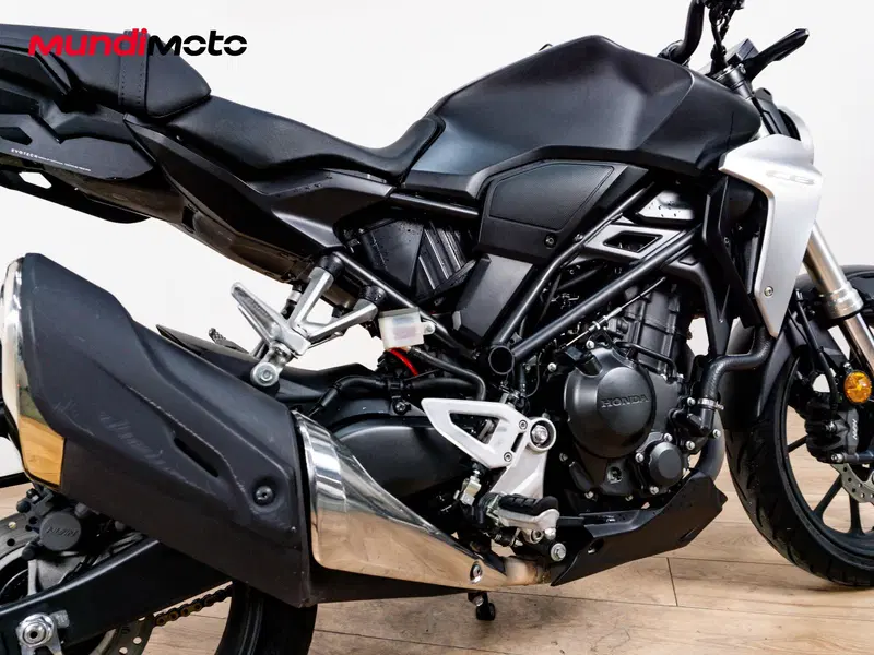 Honda CB 300 R (2020 - 21) (3)
