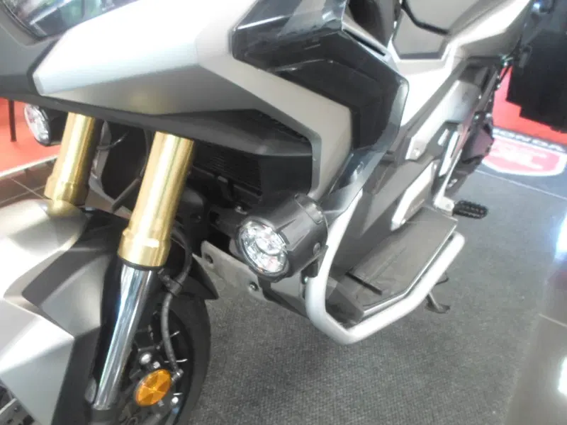 Honda X-ADV 750 DCT Travel (2021 - 24) (3)