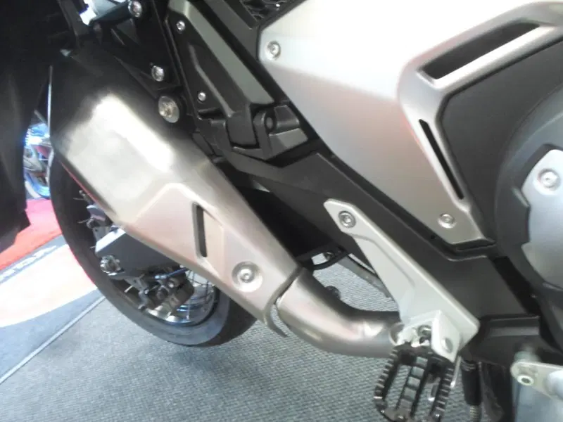 Honda X-ADV 750 DCT Travel (2021 - 24) (8)