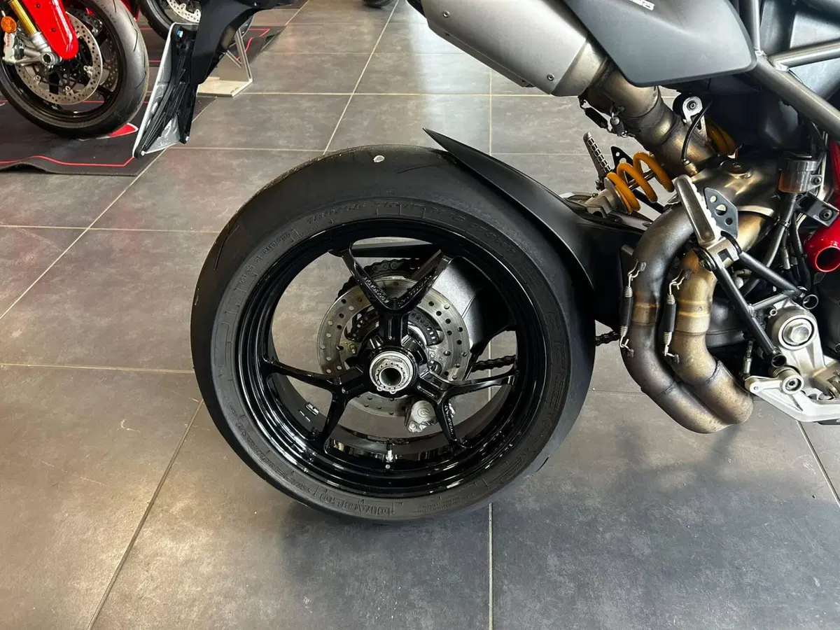 Ducati Hypermotard 950 (2019 - 20) (8)