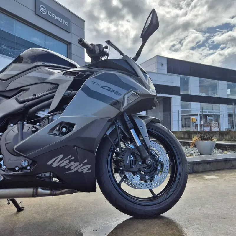 Kawasaki Ninja ZX-4RR (2024 - 26) (6)