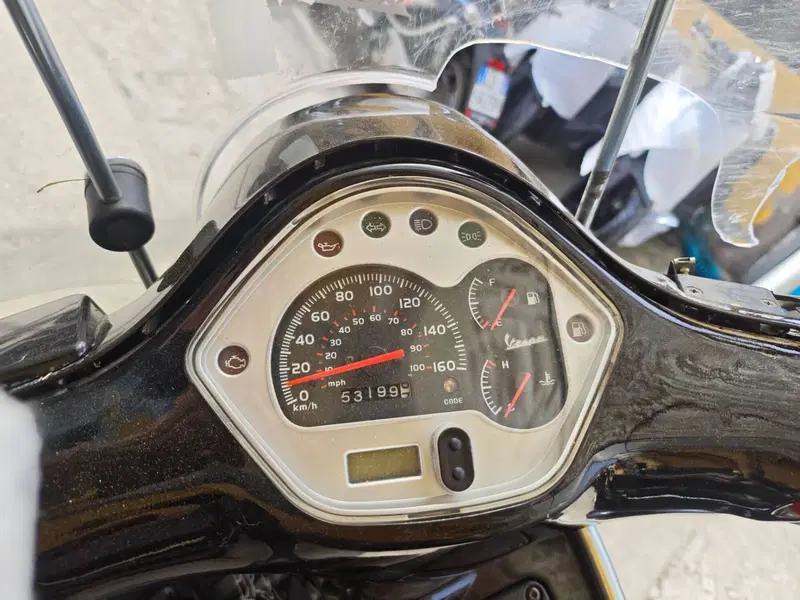 Vespa GTS 300 Super (2008 - 16) (7)