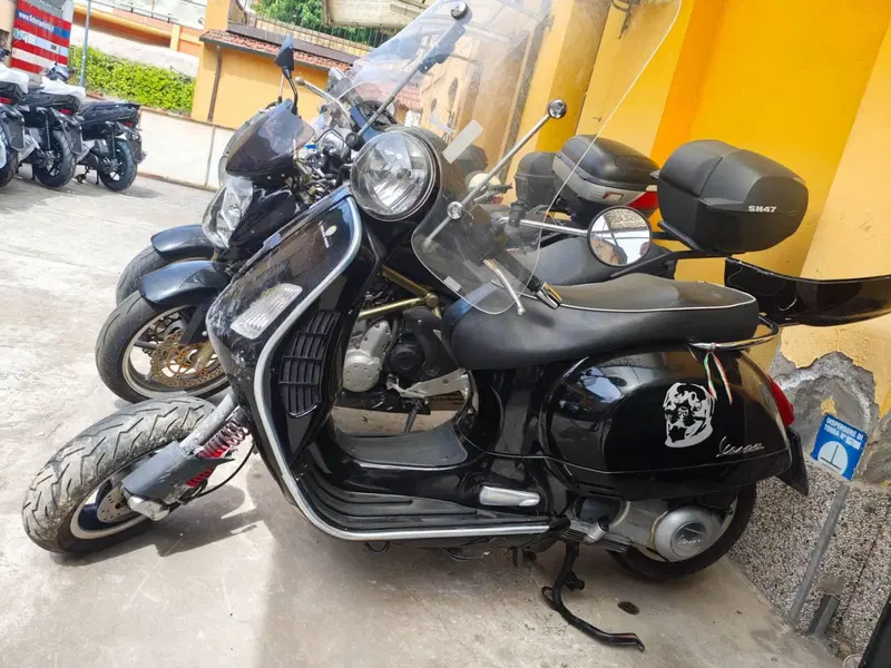 Vespa GTS 300 Super (2008 - 16) (8)