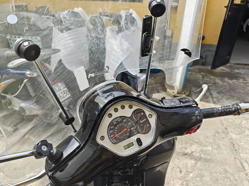 Vespa GTS 300 Super (2008 - 16) (12)