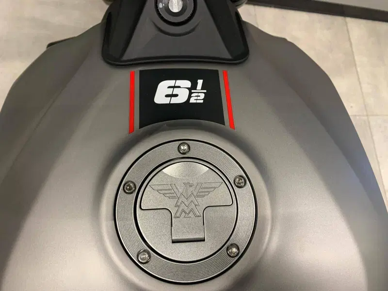 Moto Morini SEIEMMEZZO STR (2022 - 26) (18)