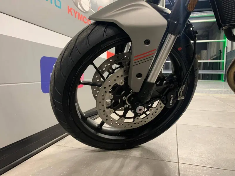 Moto Morini SEIEMMEZZO STR (2022 - 26) (19)