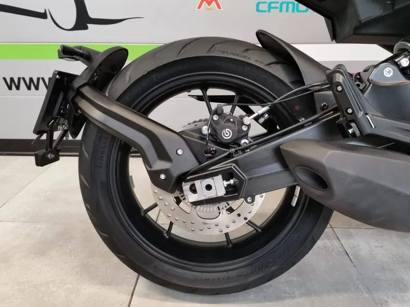 Moto Morini SEIEMMEZZO STR (2022 - 26) (20)