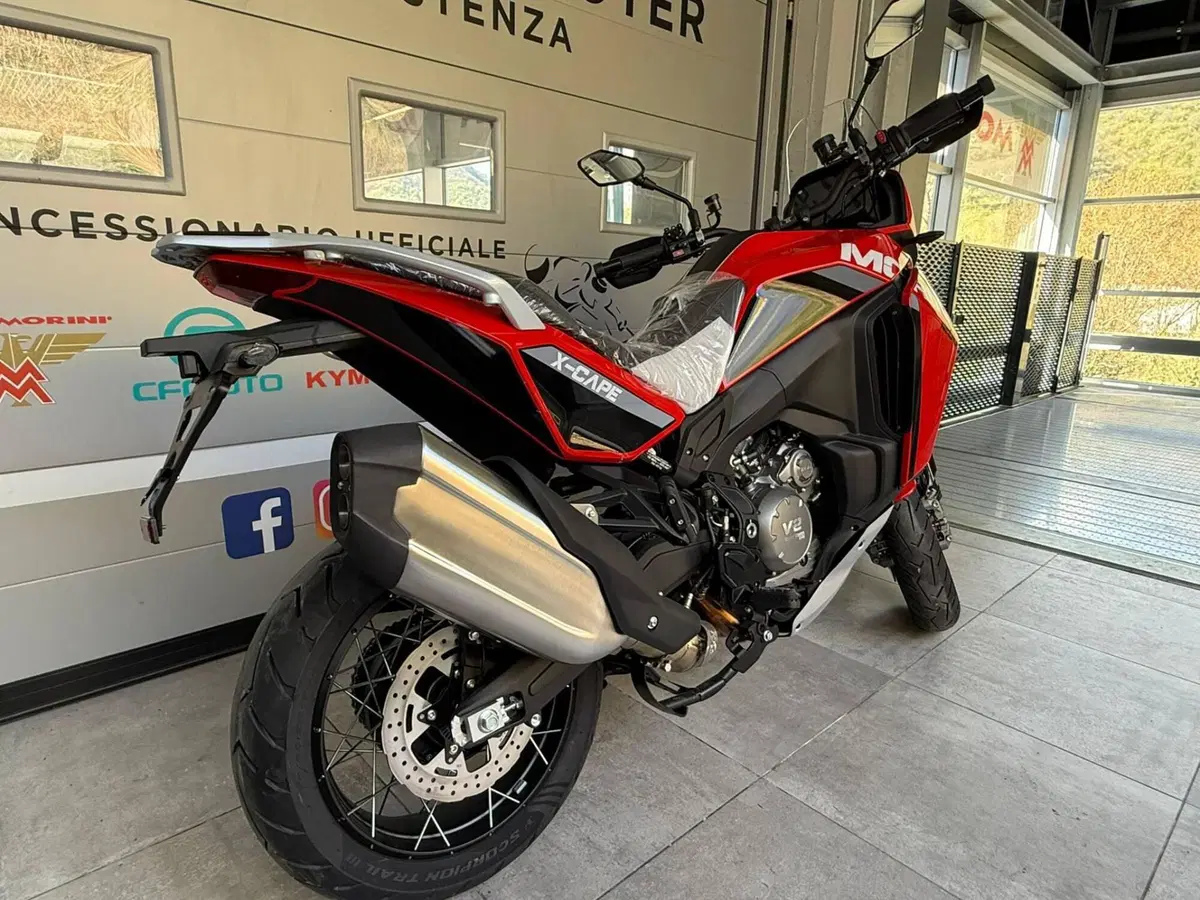 Moto Morini X-Cape 1200 (2026) (16)