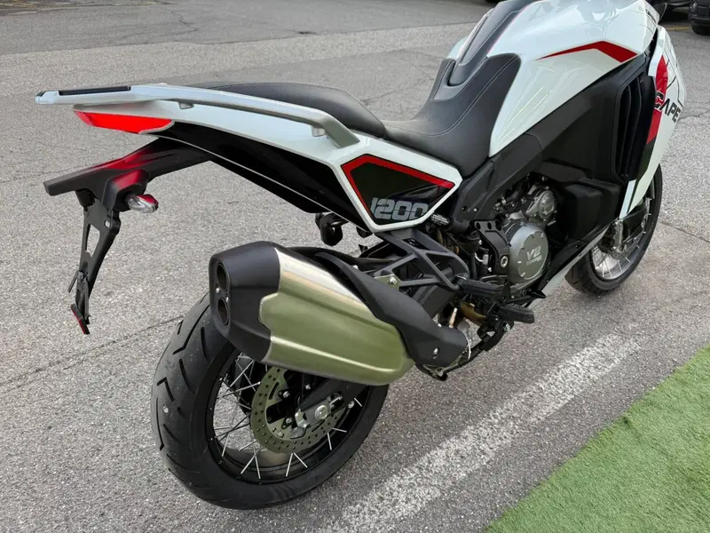 Moto Morini X-Cape 1200 (2026) (15)