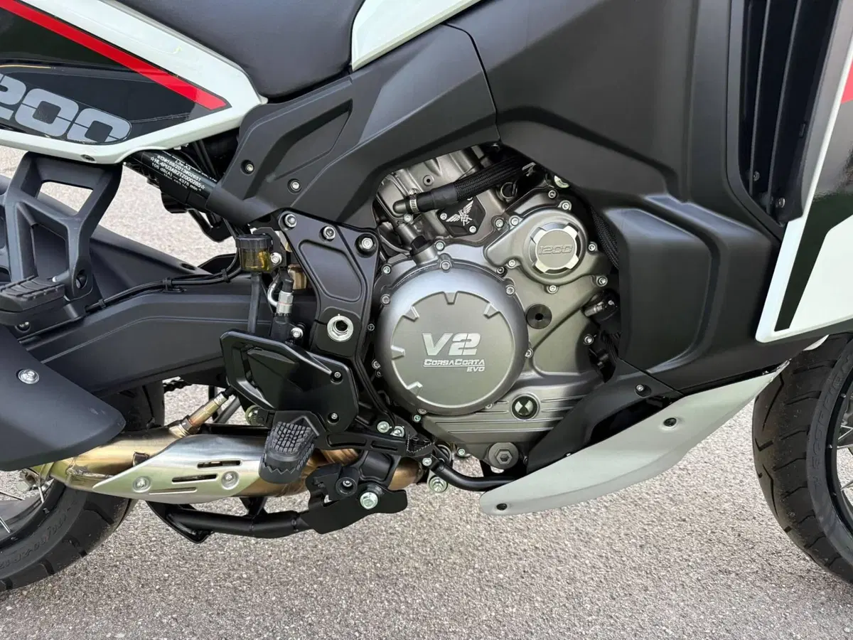 Moto Morini X-Cape 1200 (2026) (8)