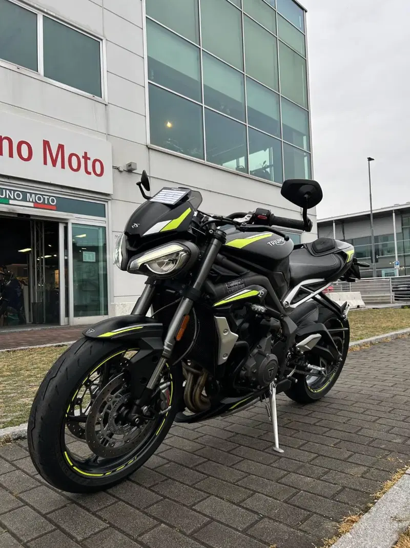 Triumph Street Triple RS (2020 - 22) (3)