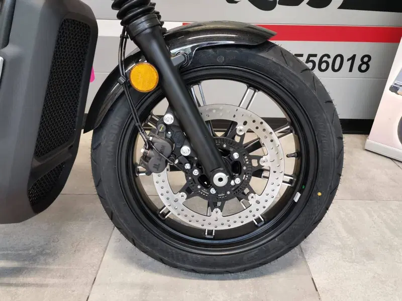 Moto Morini Calibro Custom (2024 - 26) (14)