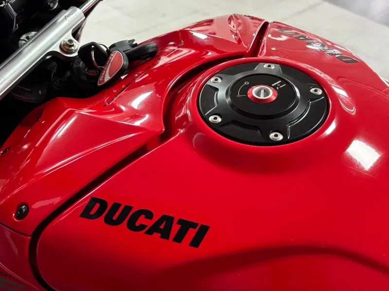 Ducati Streetfighter V4 S (2023 - 24) (8)