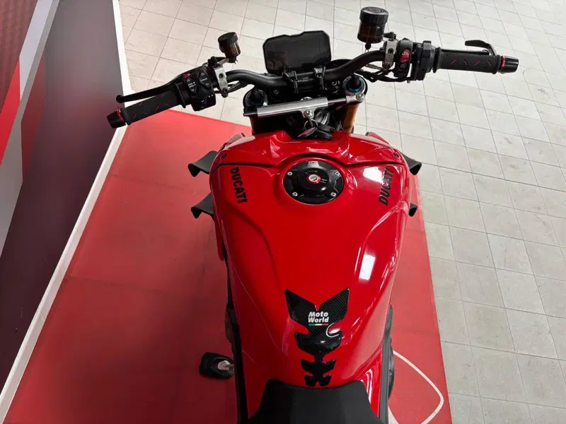 Ducati Streetfighter V4 S (2023 - 24) (9)