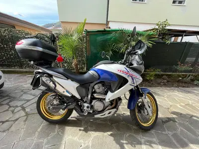 Honda Transalp XL 700 V (2007 - 2013) usata