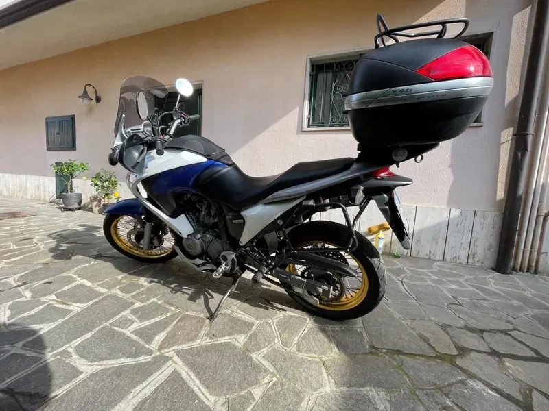 Honda Transalp XL 700 V (2007 - 2013) (4)