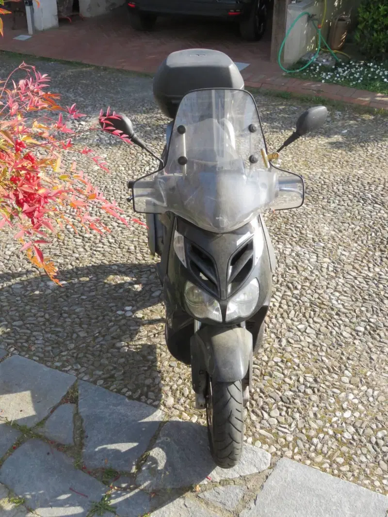 Aprilia Sportcity Cube 300 (2008 - 13) (7)