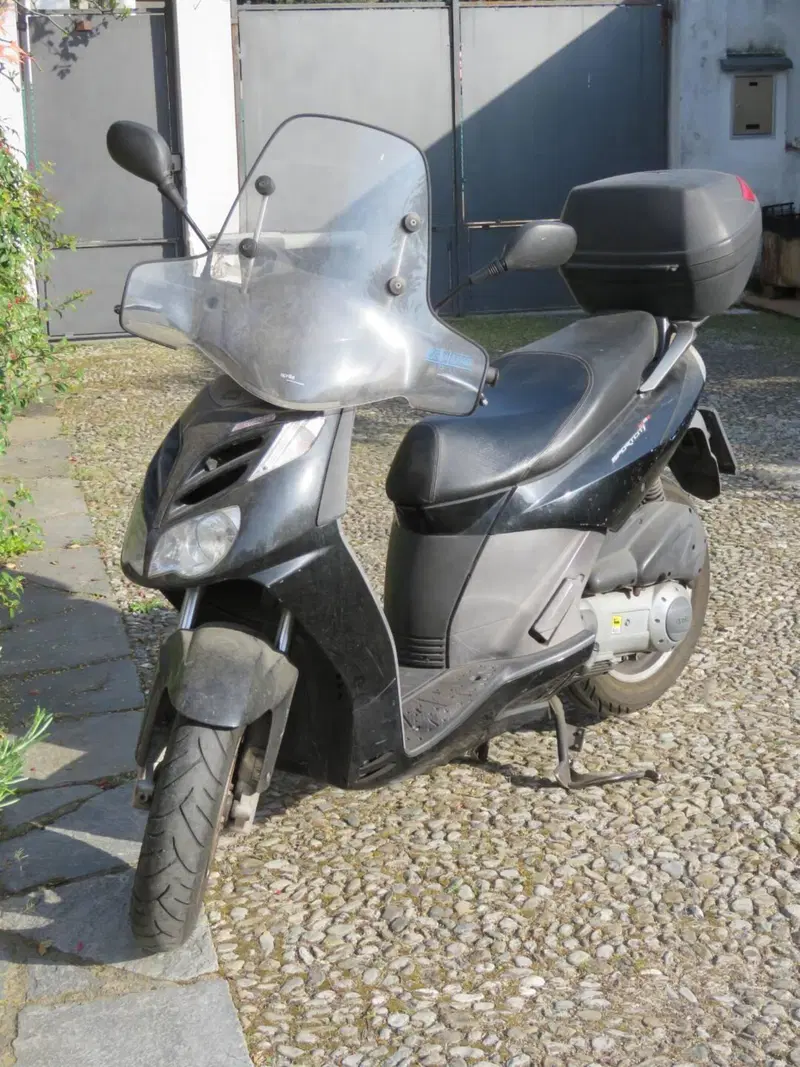 Aprilia Sportcity Cube 300 (2008 - 13) (15)