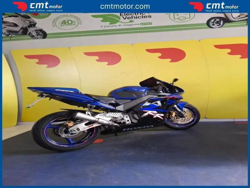 Honda CBR 900 RR Fireblade (2002 - 04) (3)