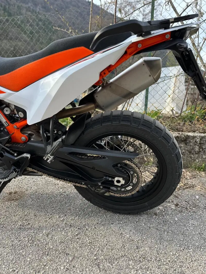 KTM 890 Adventure R (2023 - 24) (4)