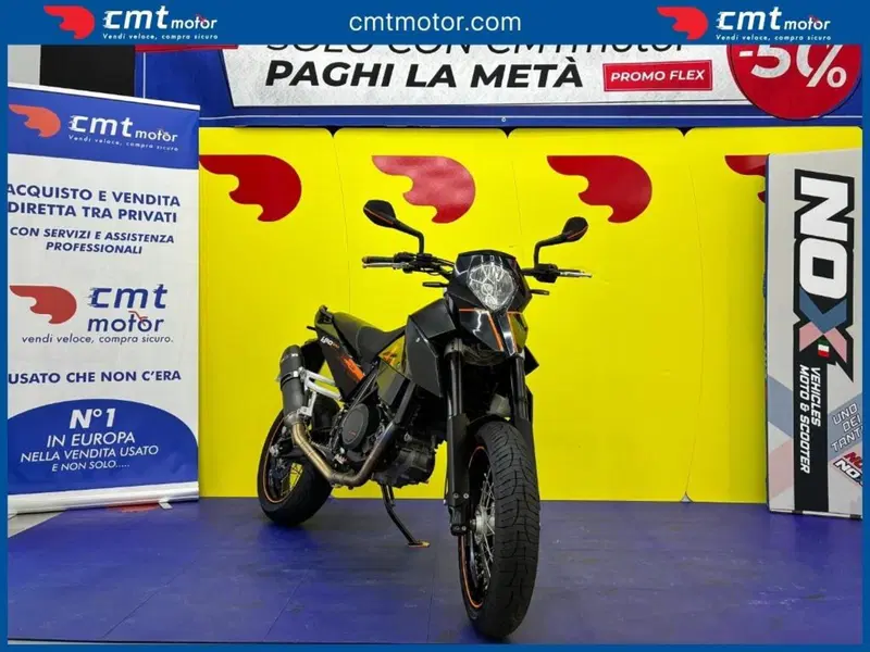 KTM 690 SMC (2008- 11) (2)