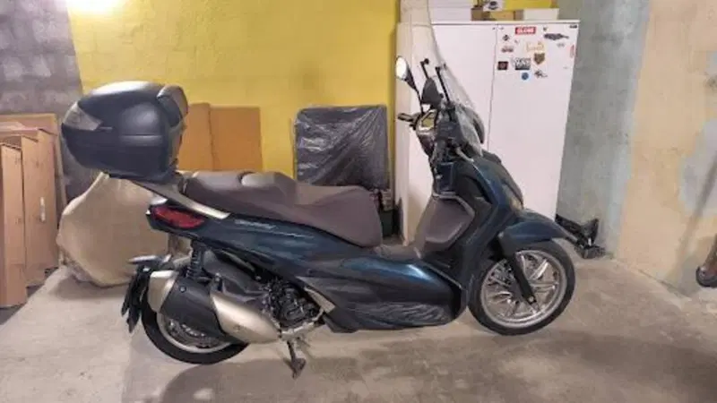 Piaggio Beverly 300 ABS-ASR (2021 - 25) (5)
