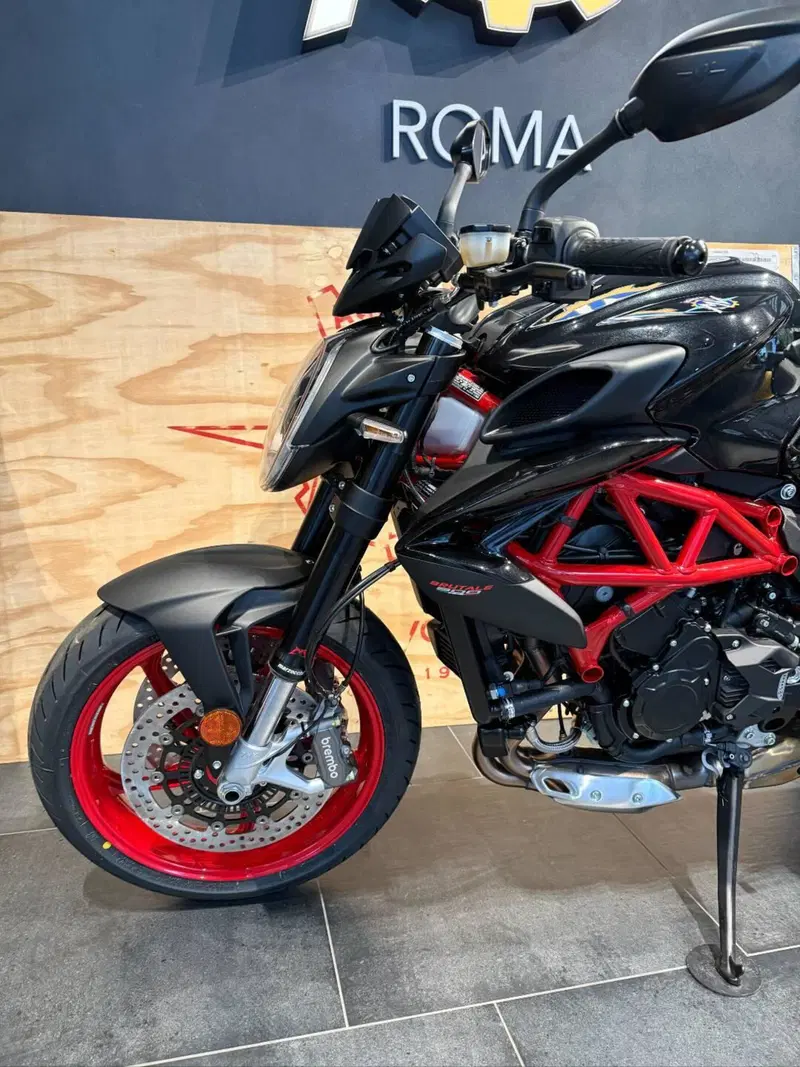 MV Agusta Brutale 800 (2026) (6)