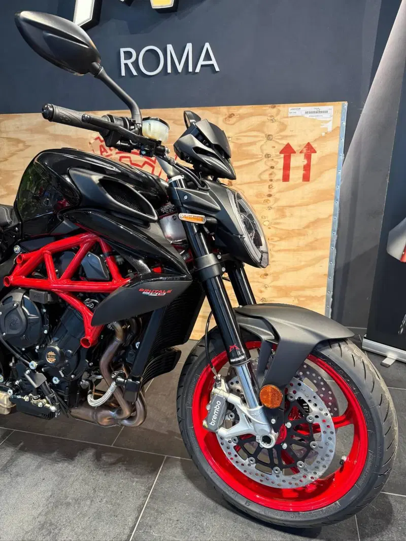 MV Agusta Brutale 800 (2026) (5)