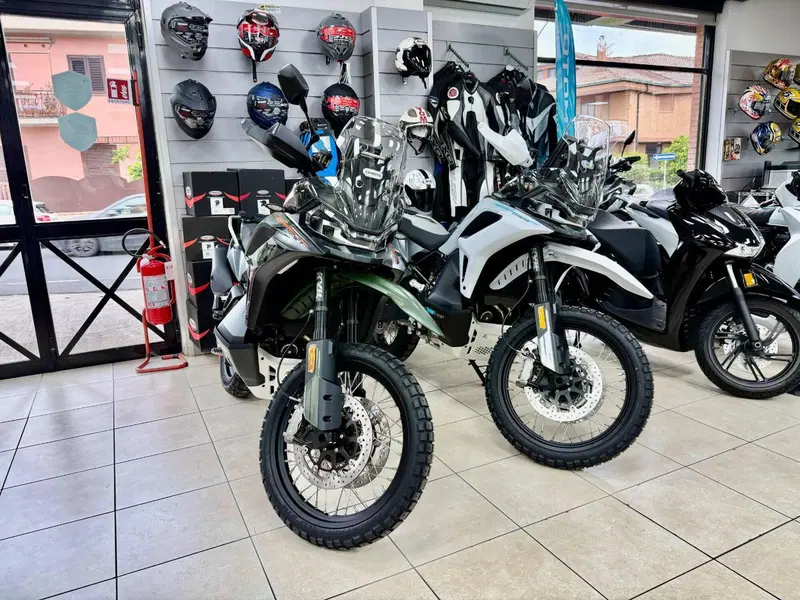 CFMOTO 1000MT-X Low Seat (2026) (2)