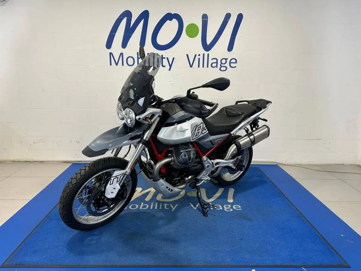 Moto Guzzi V85 TT (2024 - 26) (6)