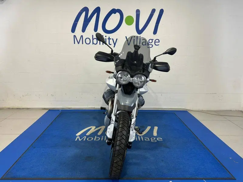 Moto Guzzi V85 TT (2024 - 26) (7)