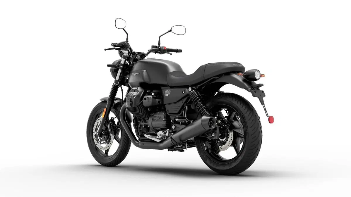 Moto Guzzi V7 Stone (2025 - 26) (5)