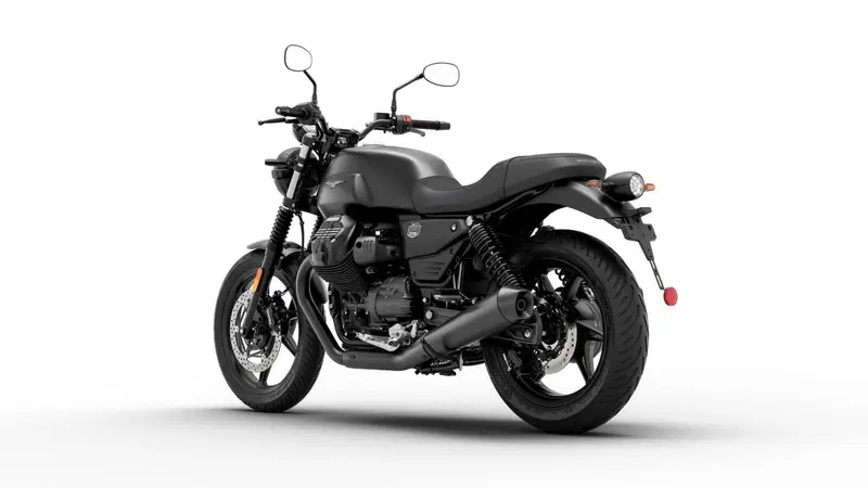 Moto Guzzi V7 Stone (2025 - 26) (5)