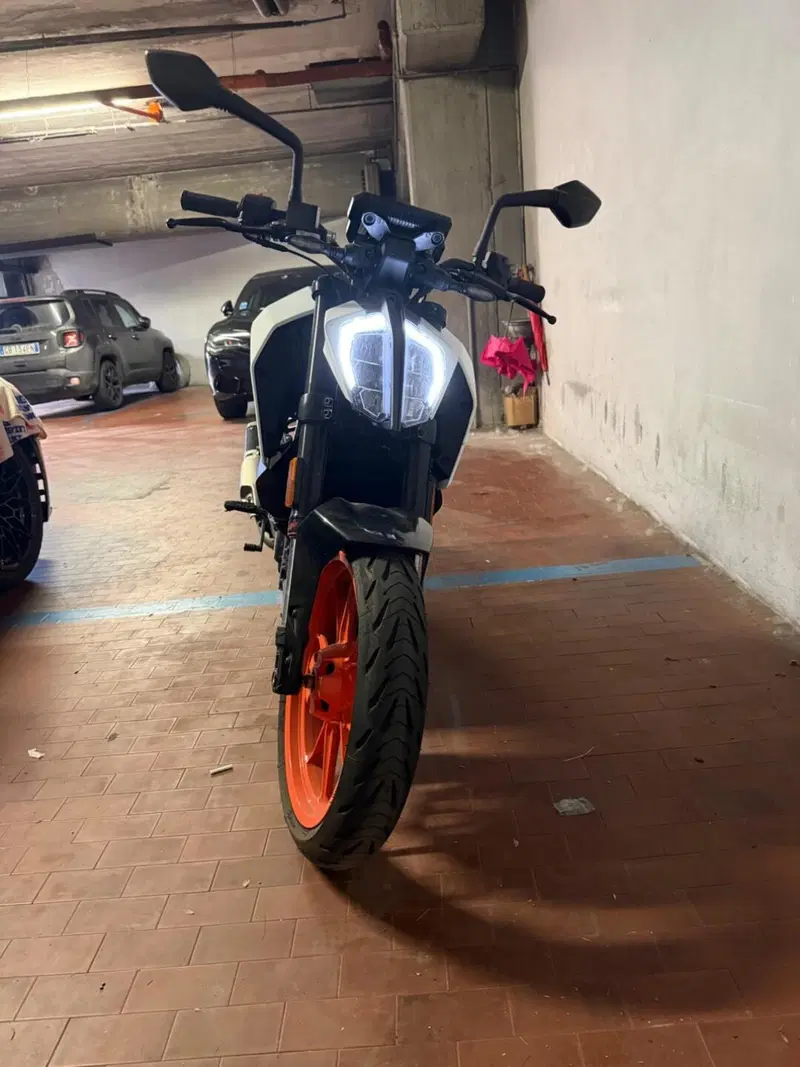 KTM 125 Duke (2021 - 23) (3)